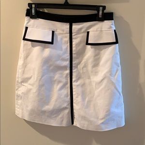 Black and white COCOON brand luxury skirt size 4